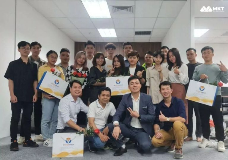 Phụ nữ Việt Nam