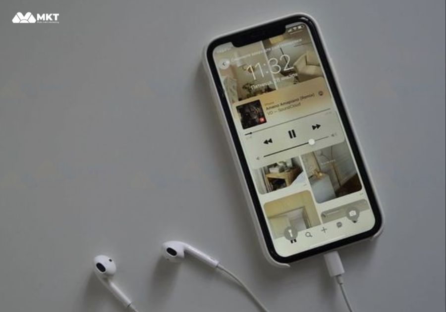 Nhạc buồn đăng story Facebook