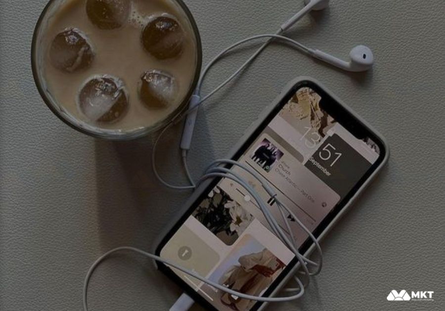 Nhạc buồn đăng story Facebook