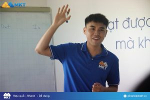Thời kỳ hiện tại là "Cá nhanh nuốt cá chậm"